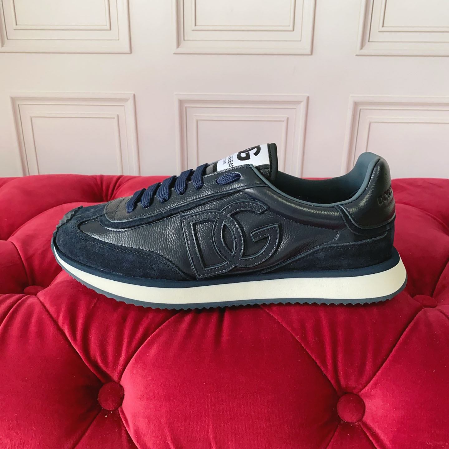 Dolce & Gabbana Logo-Patch Sneakers - DesignerGu