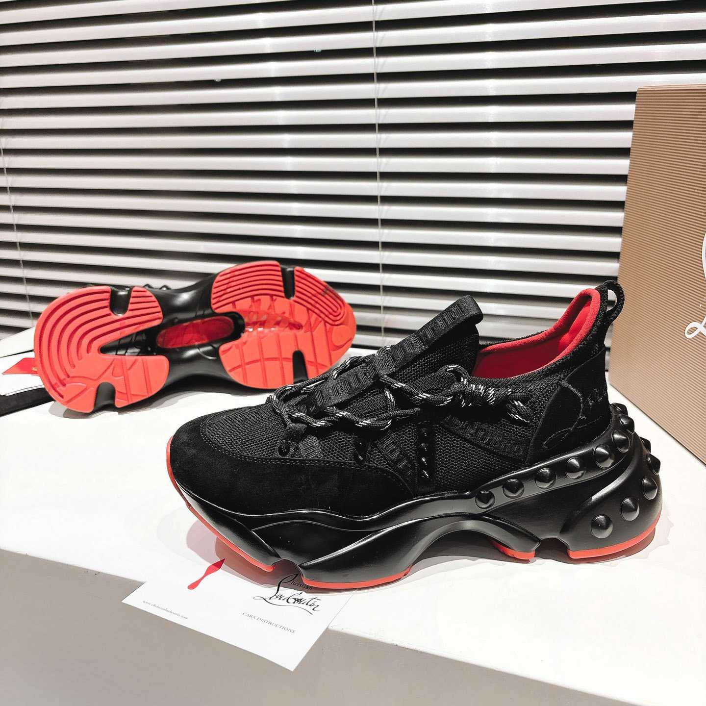 Christian Louboutin Trailnrun Sneakers - DesignerGu