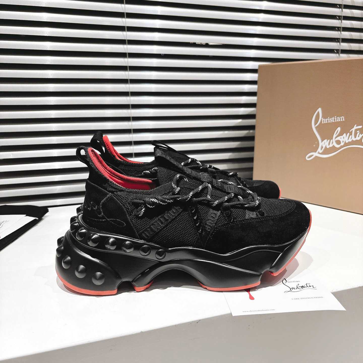 Christian Louboutin Trailnrun Sneakers - DesignerGu