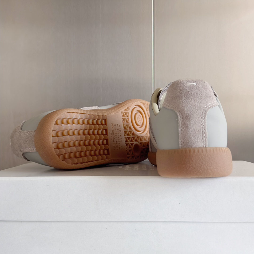 Maison Margiela Gray Replica Sneakers - DesignerGu