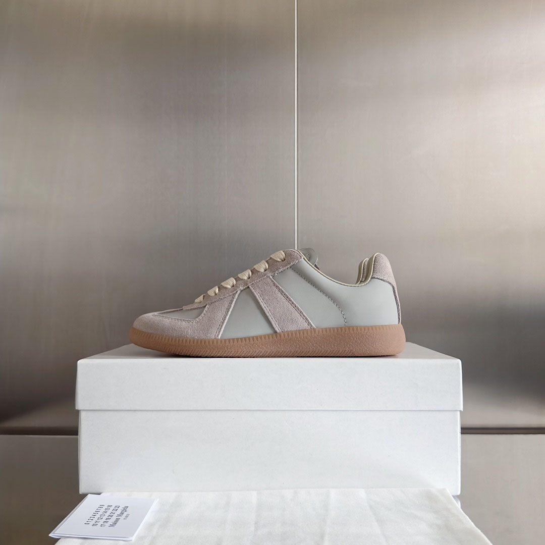 Maison Margiela Gray Replica Sneakers - DesignerGu