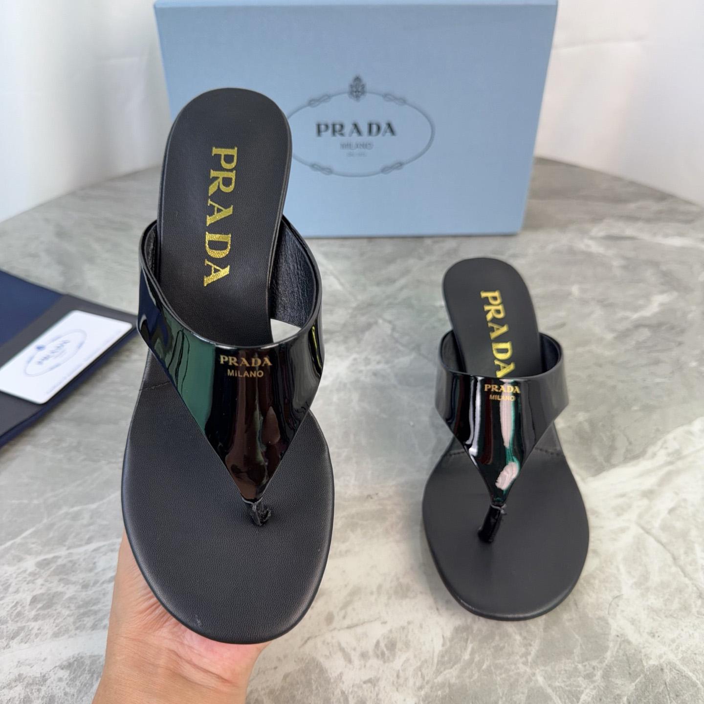 Prada Patent Leather Thong Sandals - DesignerGu