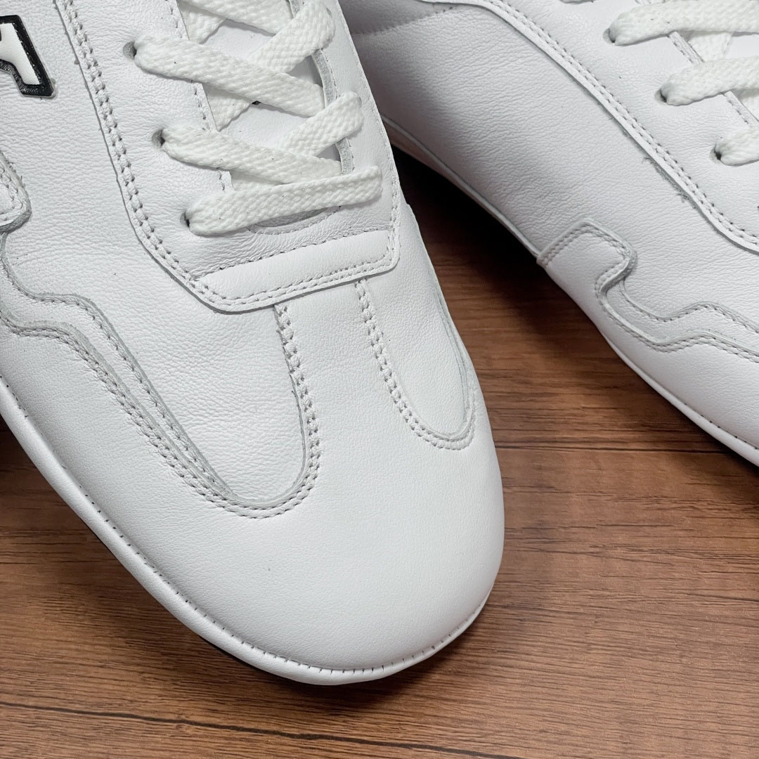 Louis Vuitton LV Rally Sneaker 1AIXEX - DesignerGu
