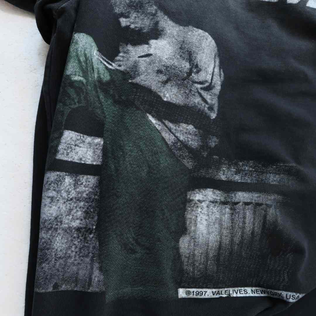 Vale Forever Stanley Graphic Print T-shirt - DesignerGu