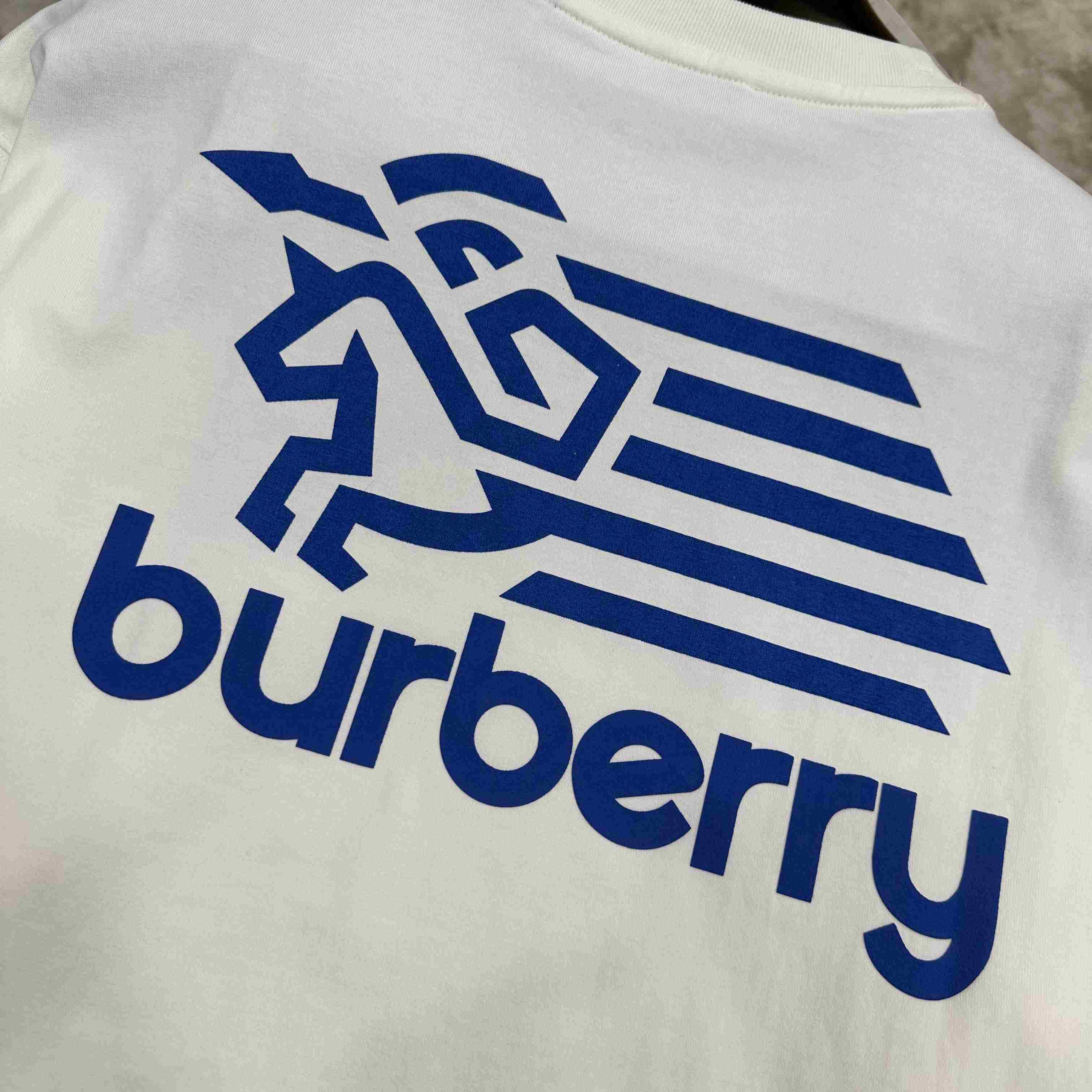 Burberry Logo Badge Cotton T-shirt - DesignerGu