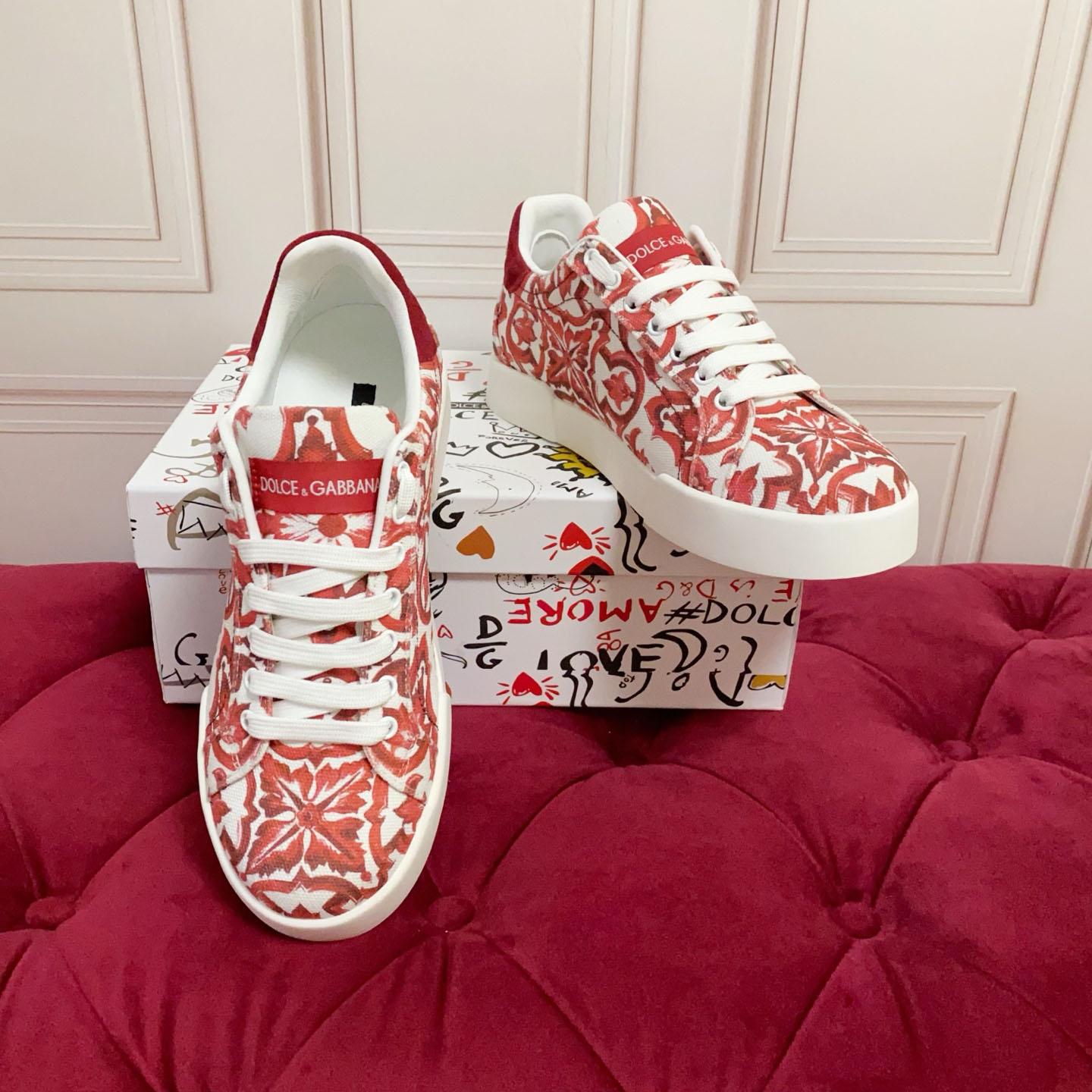 Dolce & Gabbana Majolica-Printed Portofino Sneakers - DesignerGu