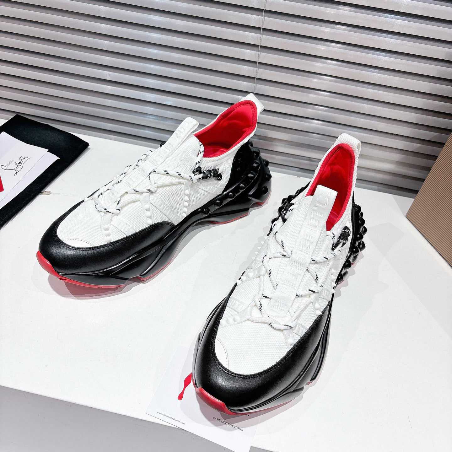 Christian Louboutin Trailnrun Sneakers - DesignerGu