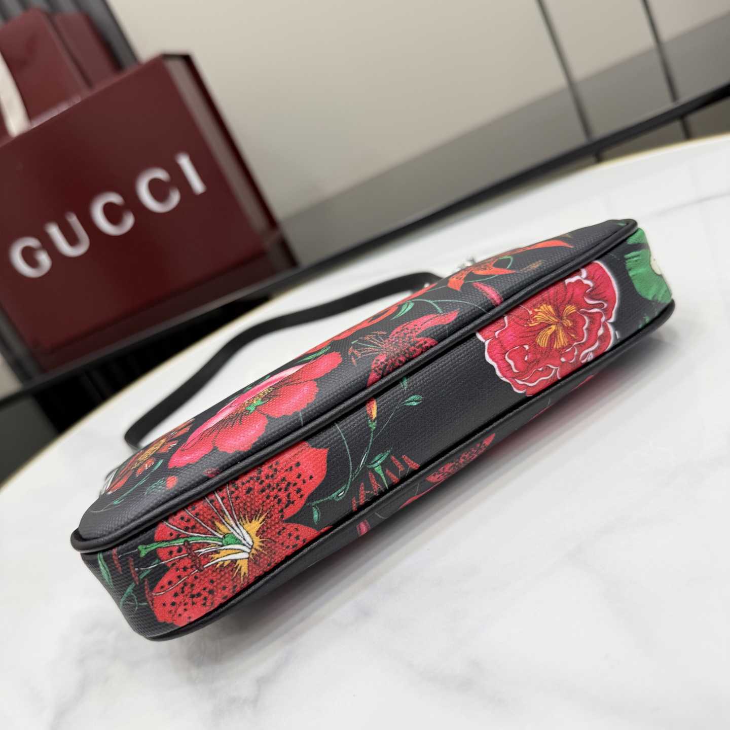 Gucci Gossip Small Shoulder Bag 875847 - DesignerGu