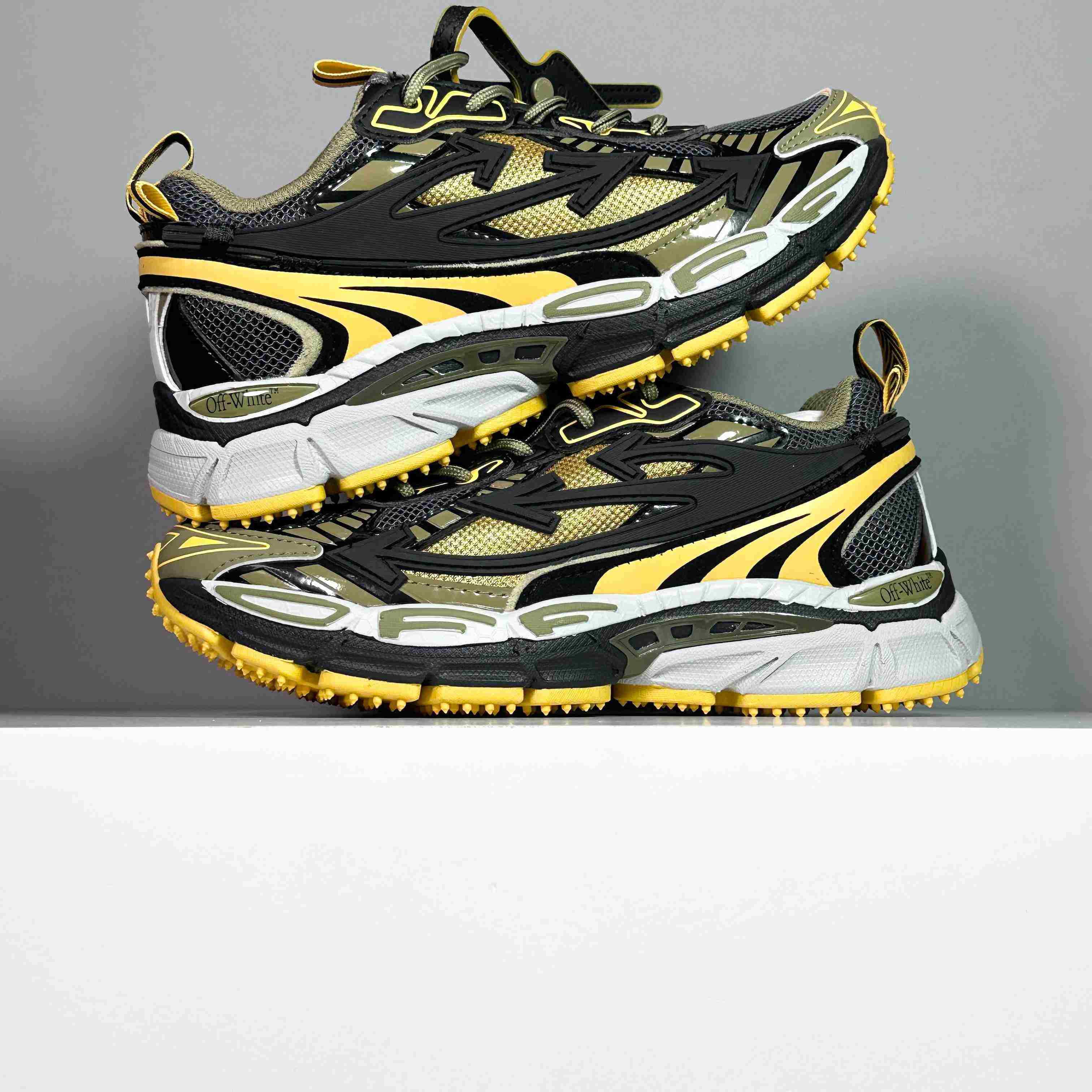 Off-White Be Right Back Sneakers - DesignerGu
