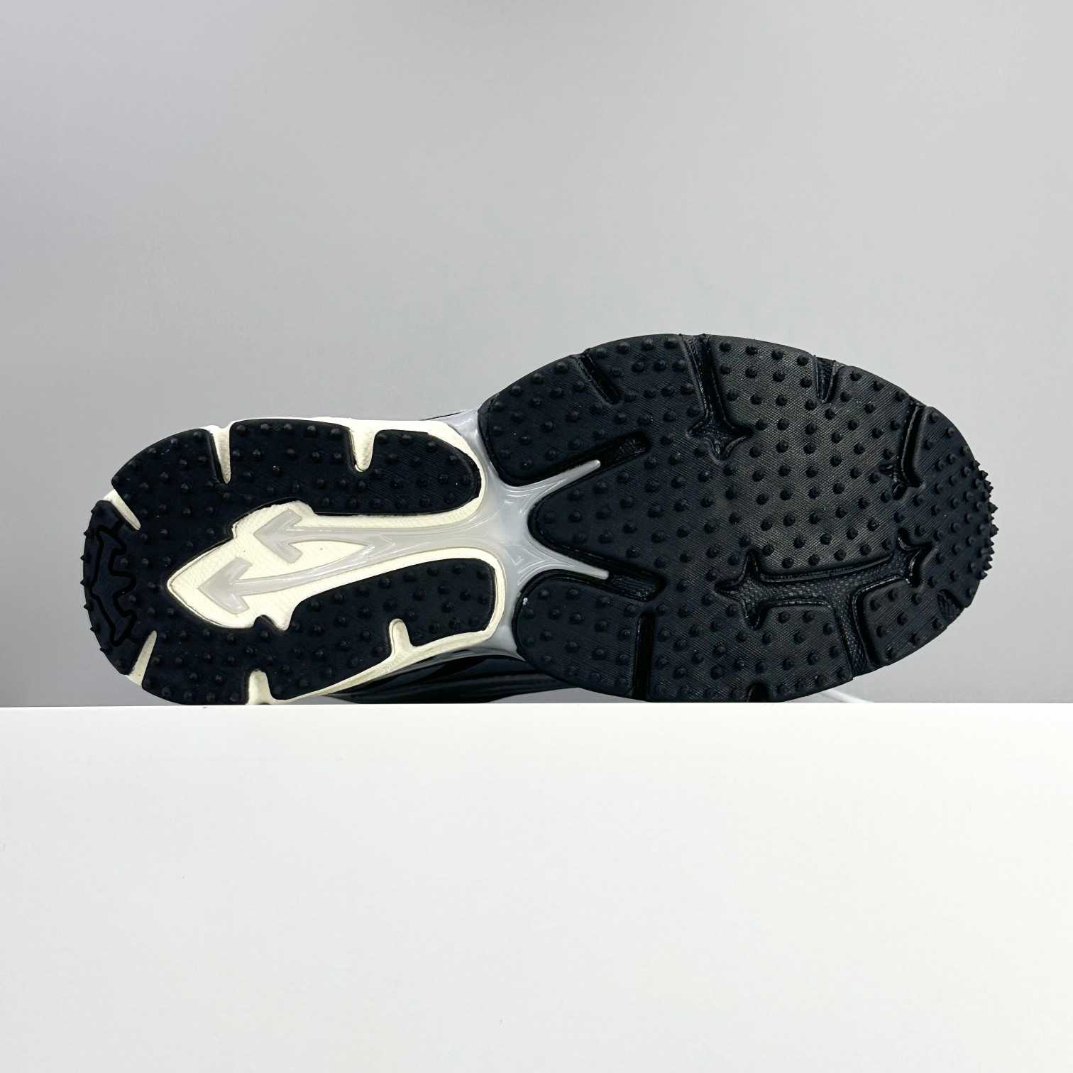Off-White Be Right Back Sneakers - DesignerGu