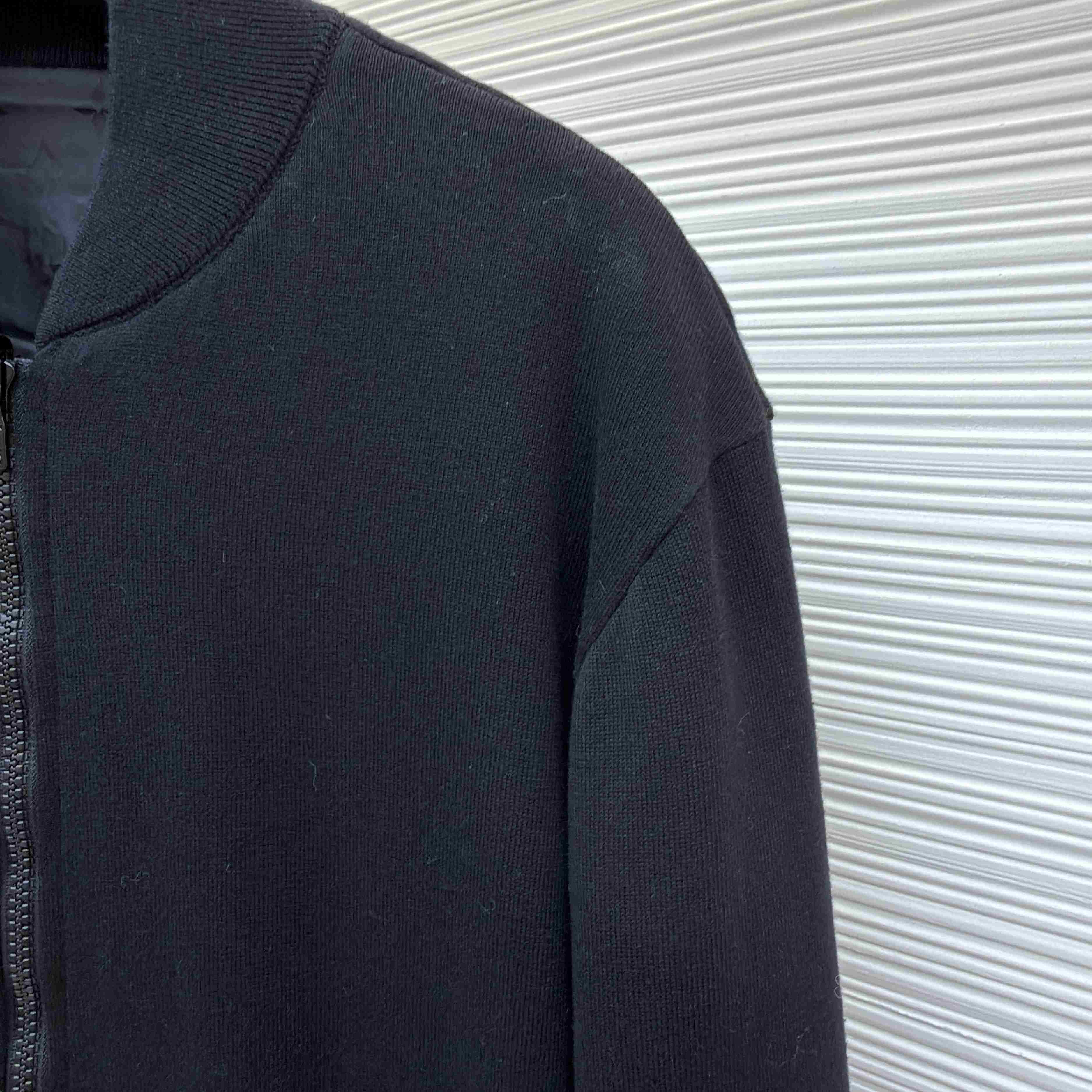 Louis Vuitton Monogram Reversible Light Bomber 1AAU4U - DesignerGu