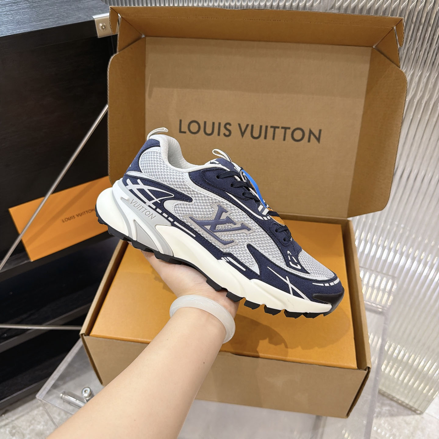 Louis Vuitton LV Tatic Runner Sneaker 1AKC4L（upon uk size） - DesignerGu