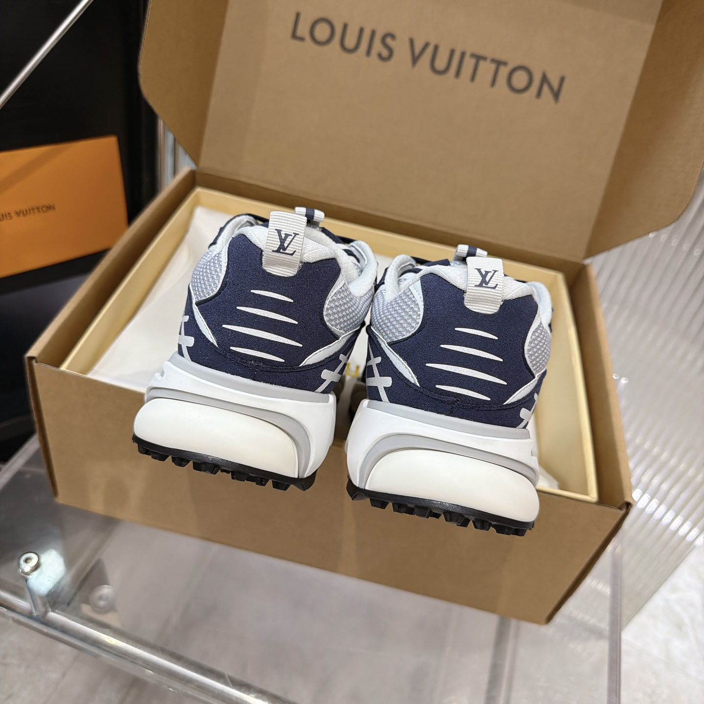 Louis Vuitton LV Tatic Runner Sneaker 1AKC4L（upon uk size） - DesignerGu