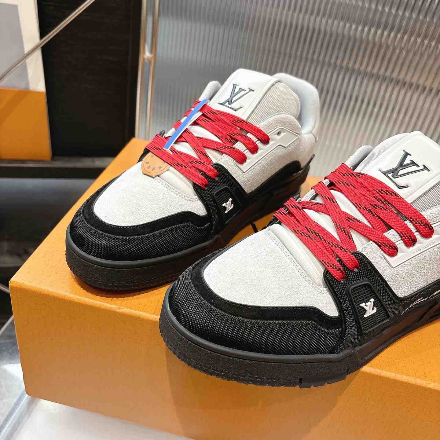 Louis Vuitton LV Trainer Sneaker 1AJ426（upon uk size） - DesignerGu