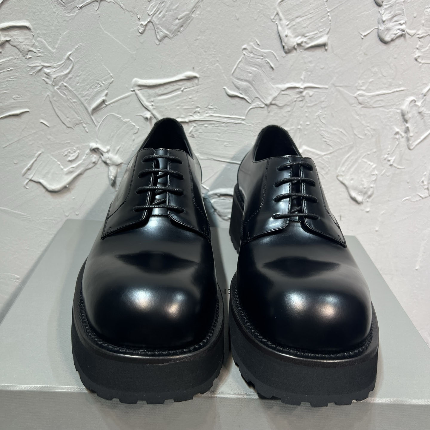 Balenciaga Venom Leather Derbies - DesignerGu