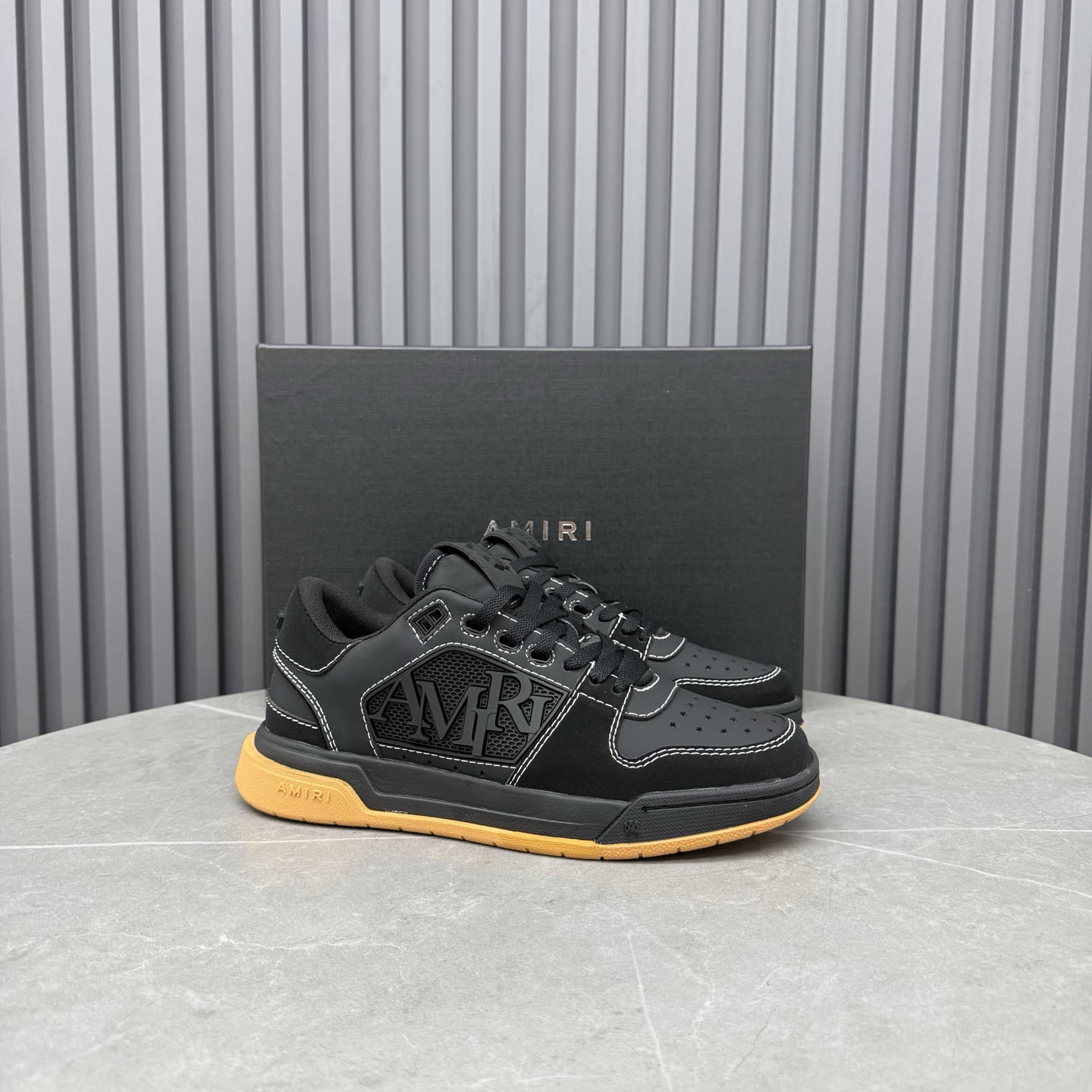 Amiri Logo Leather Low-Top Sneakers - DesignerGu
