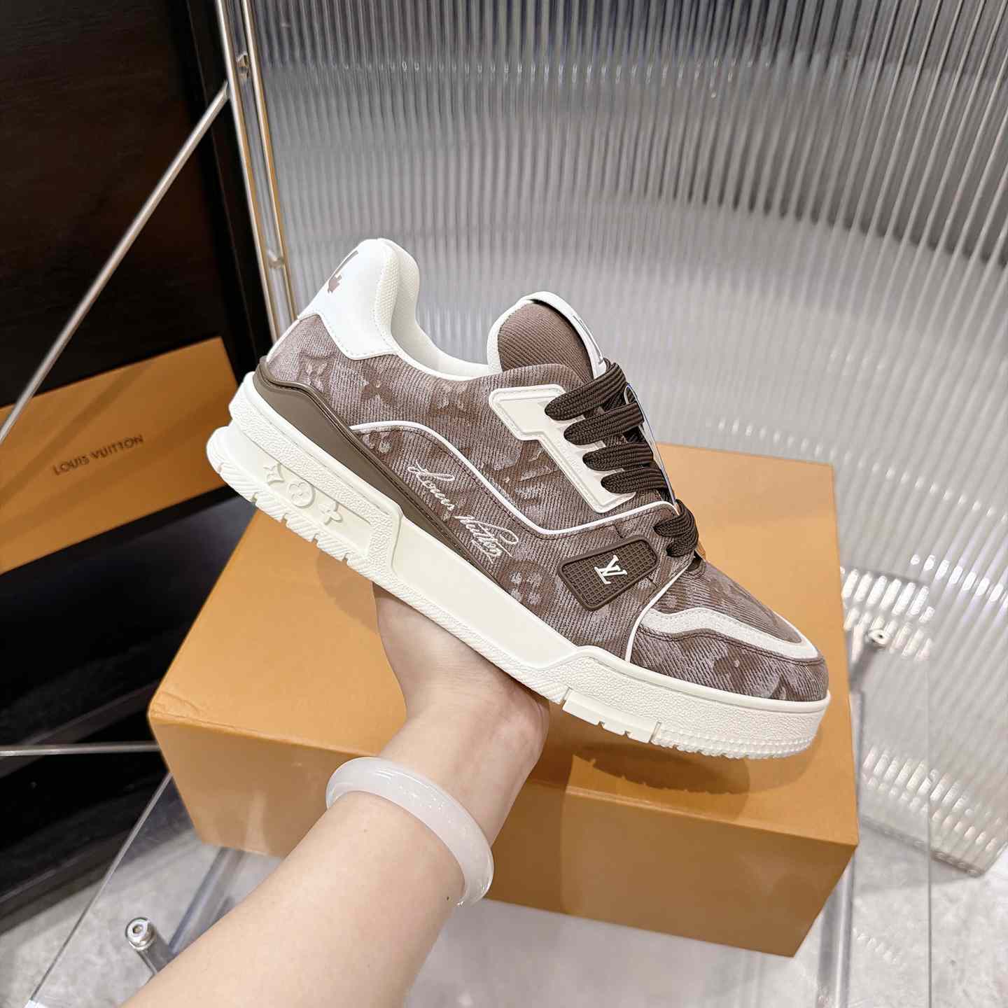 Louis Vuitton LV Trainer Sneaker 1AKBAL（upon uk size） - DesignerGu