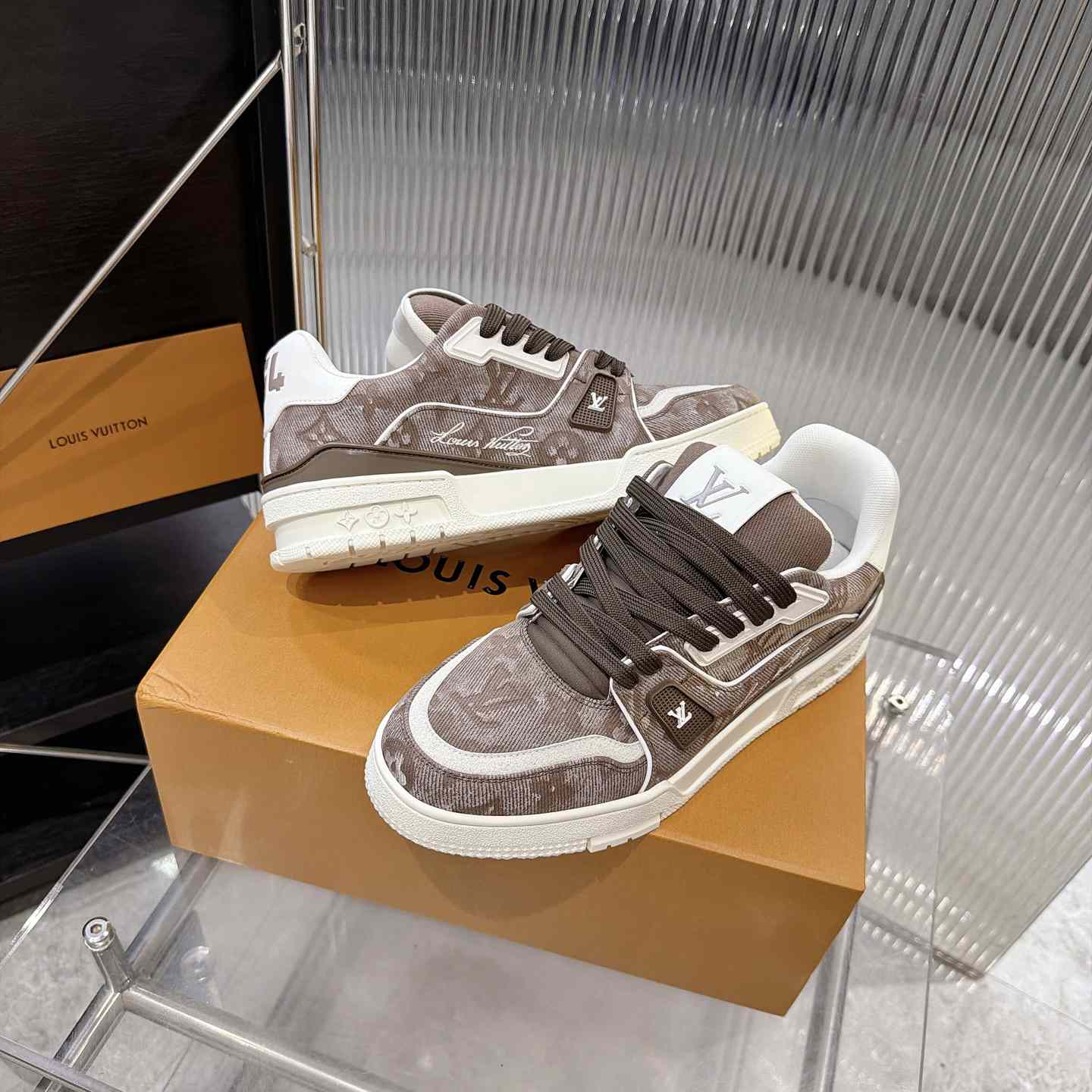 Louis Vuitton LV Trainer Sneaker 1AKBAL（upon uk size） - DesignerGu