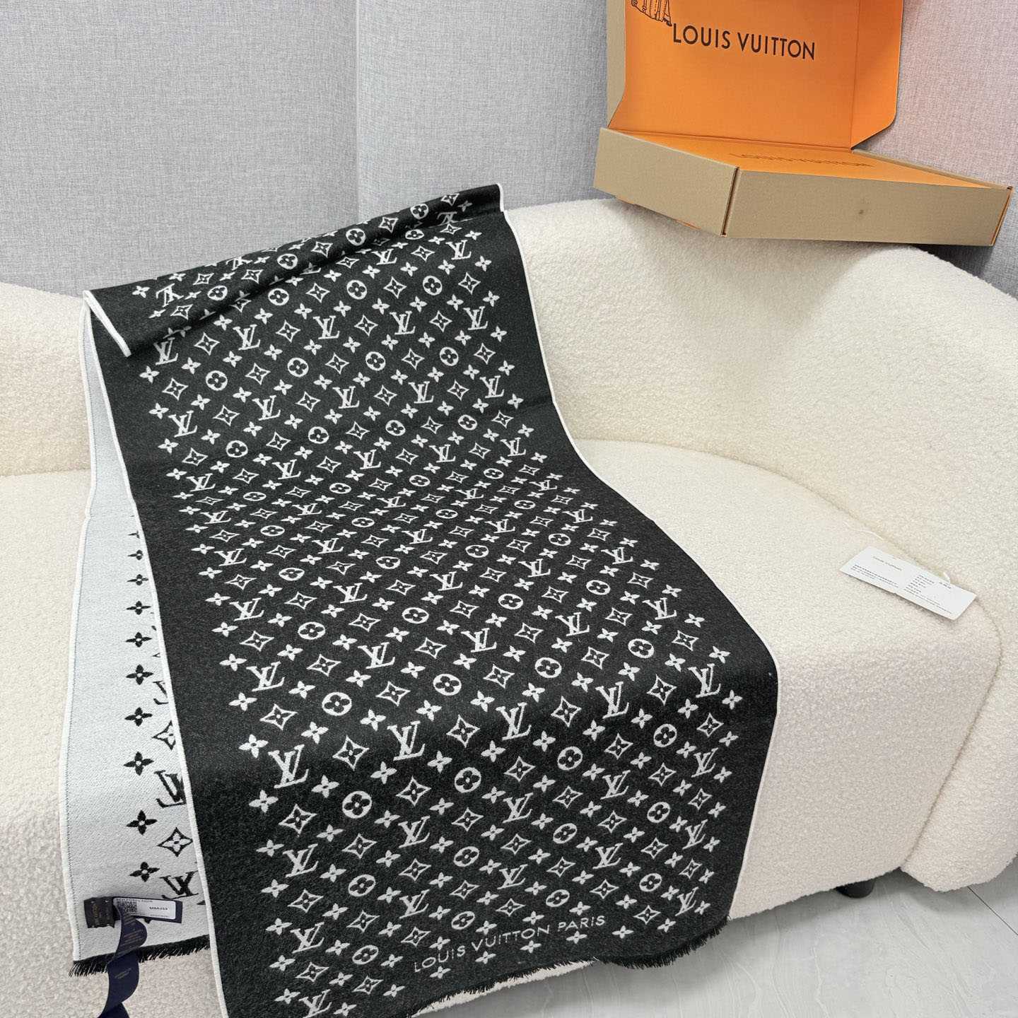 Louis Vuitton Forevergram Scarf  - DesignerGu