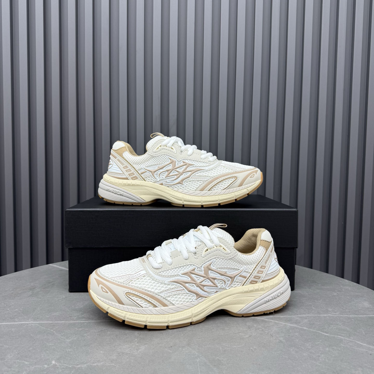 Amiri M-Tech Sneakers - DesignerGu