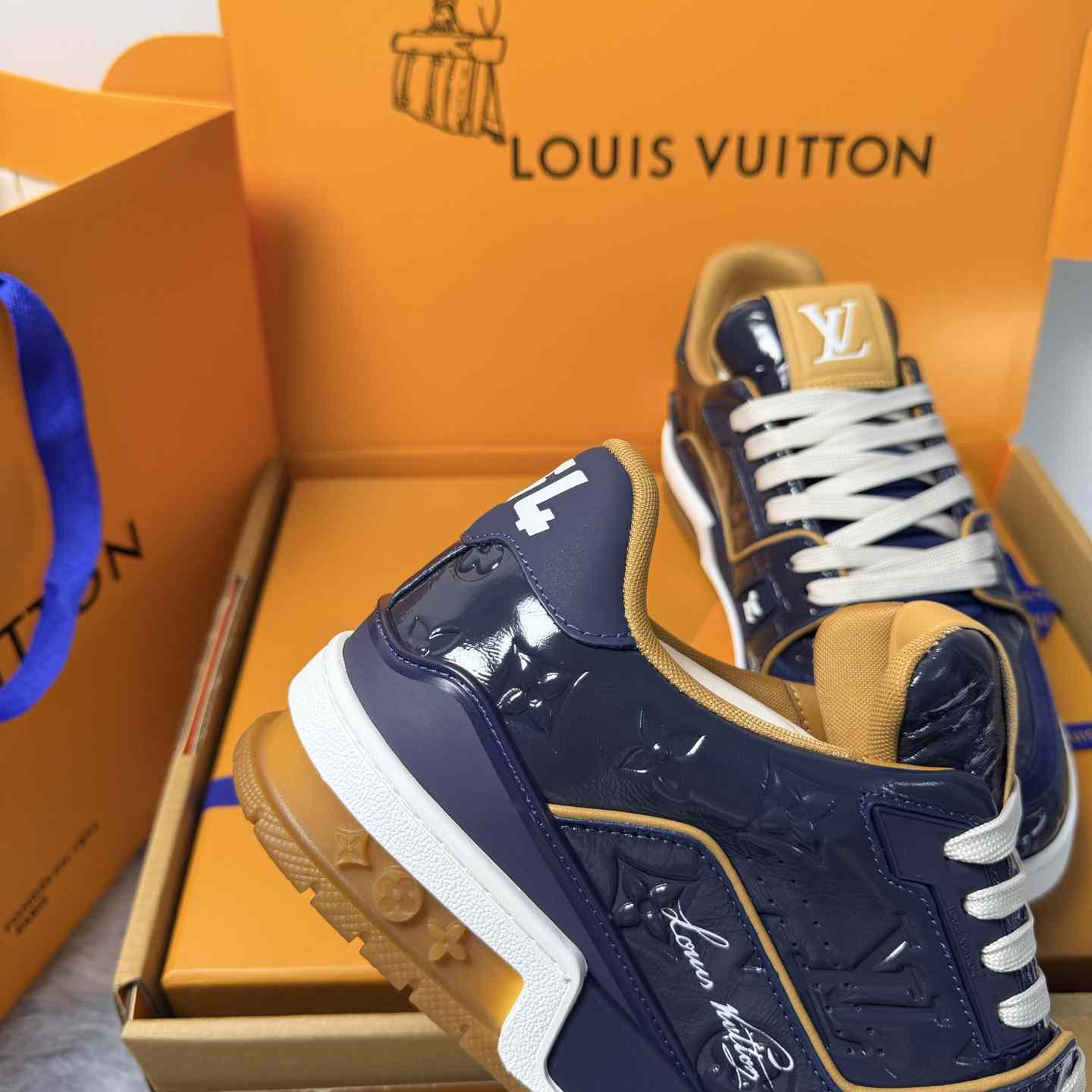 Louis Vuitton LV Trainer Sneaker 1AKP8Y（upon uk size） - DesignerGu