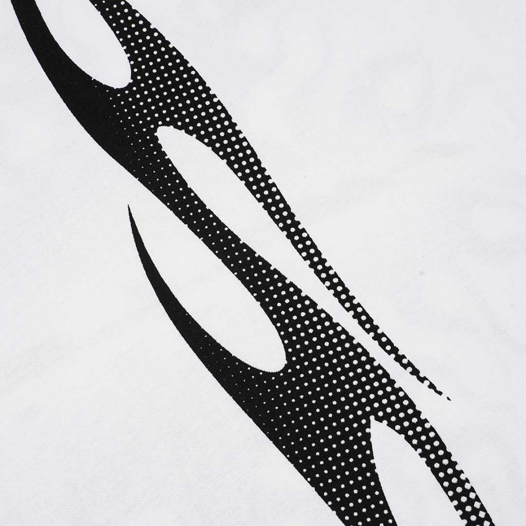 Hellstar Gradient Flame Sports Logo T-Shirt - DesignerGu