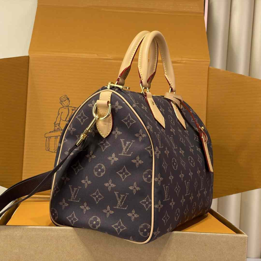 Louis Vuitton Speedy 30 Bandoulière Louis Vuitton Silk Tech M2A454 - DesignerGu