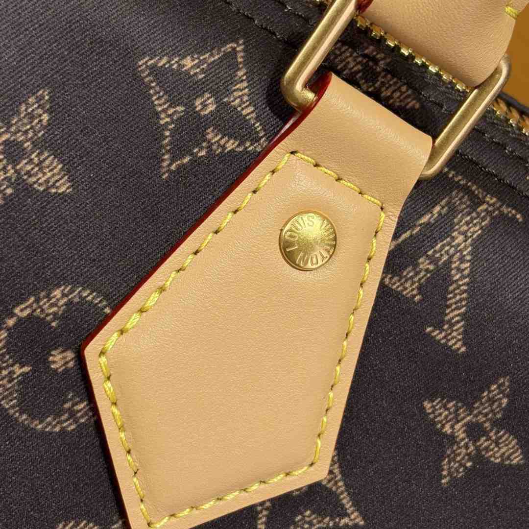 Louis Vuitton Speedy 30 Bandoulière Louis Vuitton Silk Tech M2A454 - DesignerGu