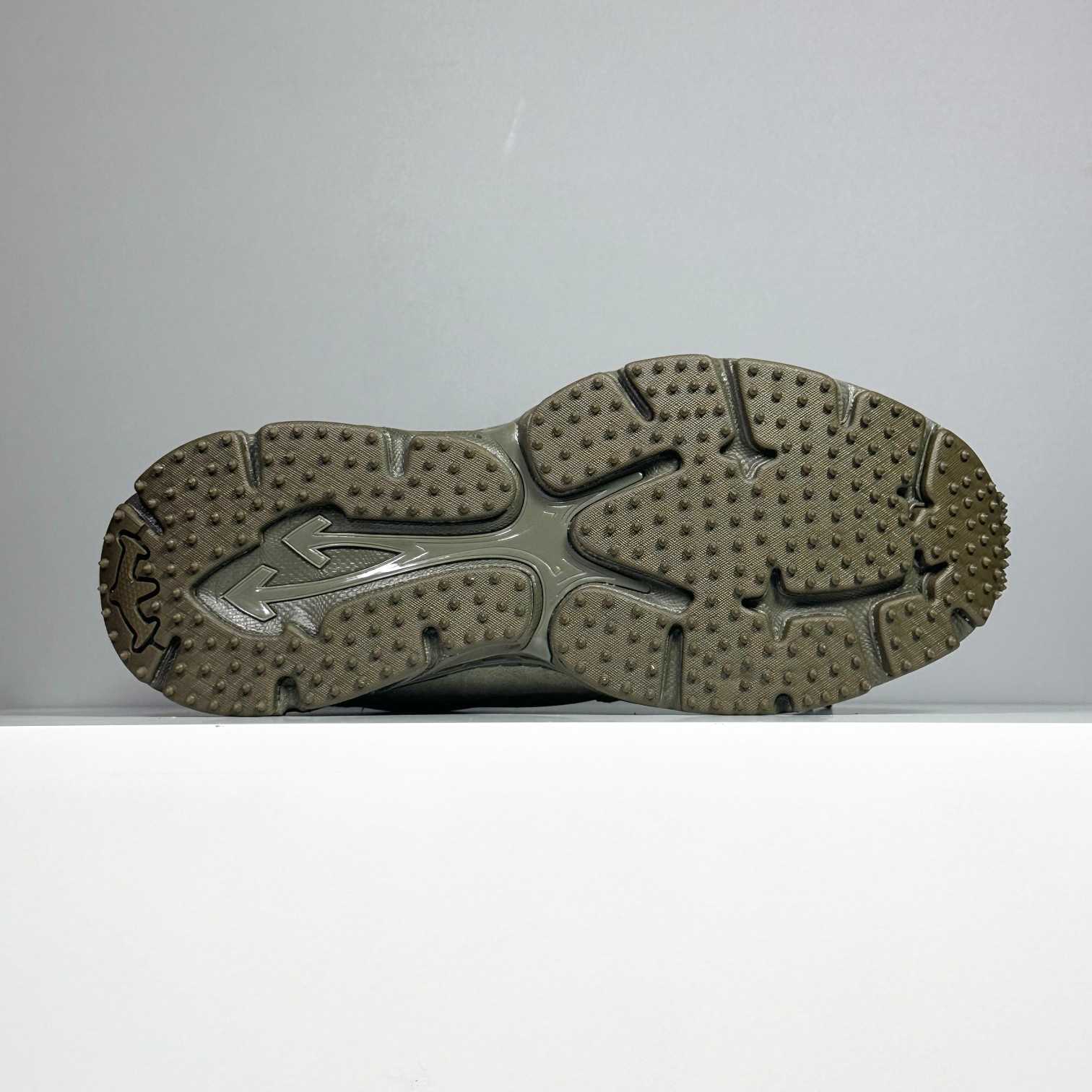 Off-White Be Right Back Sneakers - DesignerGu