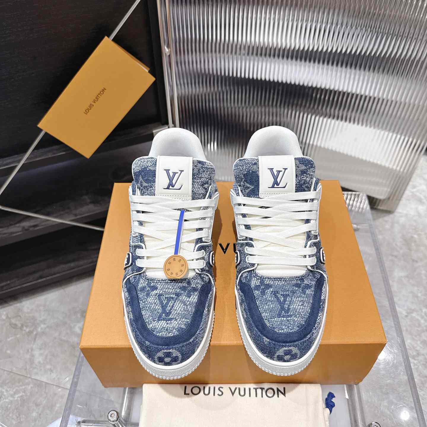 Louis Vuitton LV Trainer Sneaker 1AJAR0 (upon uk size） - DesignerGu