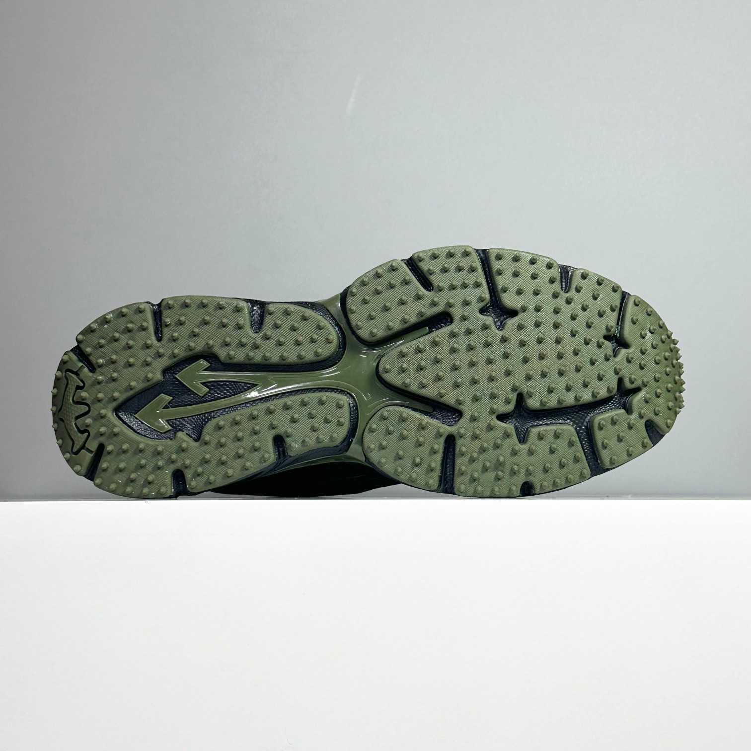 Off-White Be Right Back Sneakers - DesignerGu