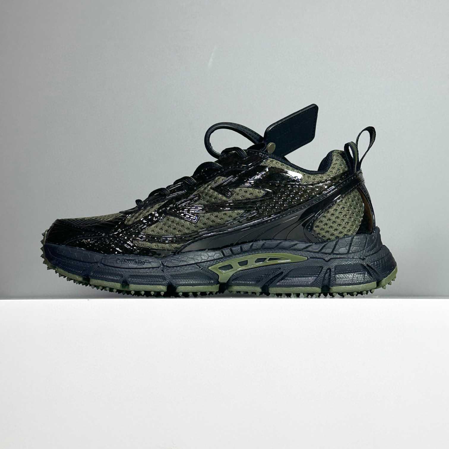 Off-White Be Right Back Sneakers - DesignerGu
