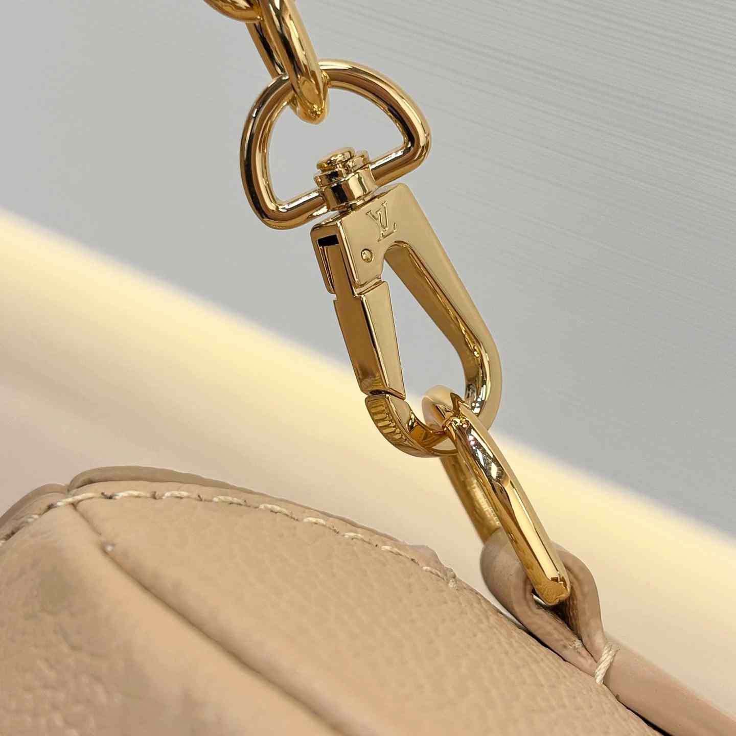 Louis Vuitton Speedy Bandoulière 20 M29977 - DesignerGu