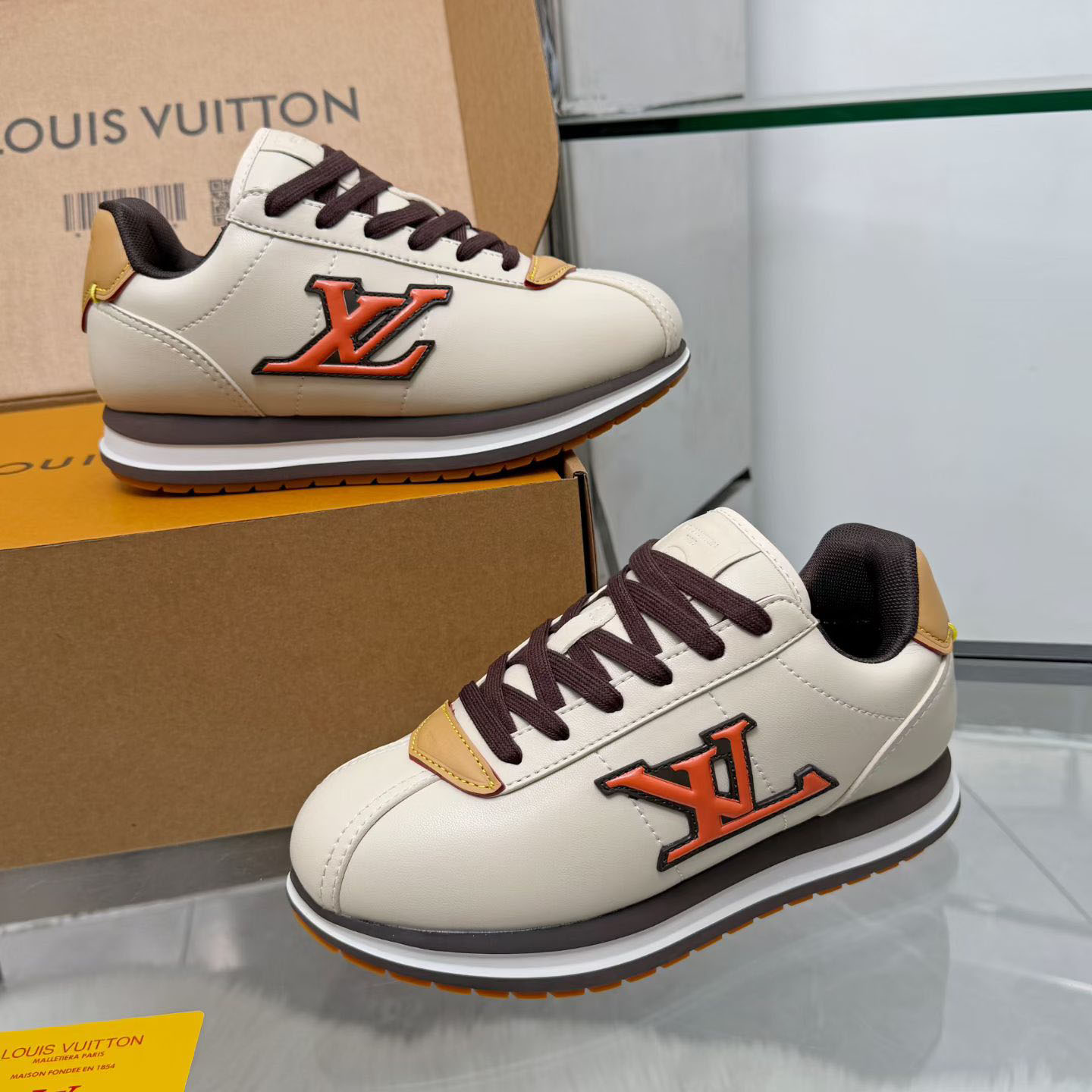 Louis Vuitton LV BUTTERSOFT Sneaker 1AIWWL - DesignerGu