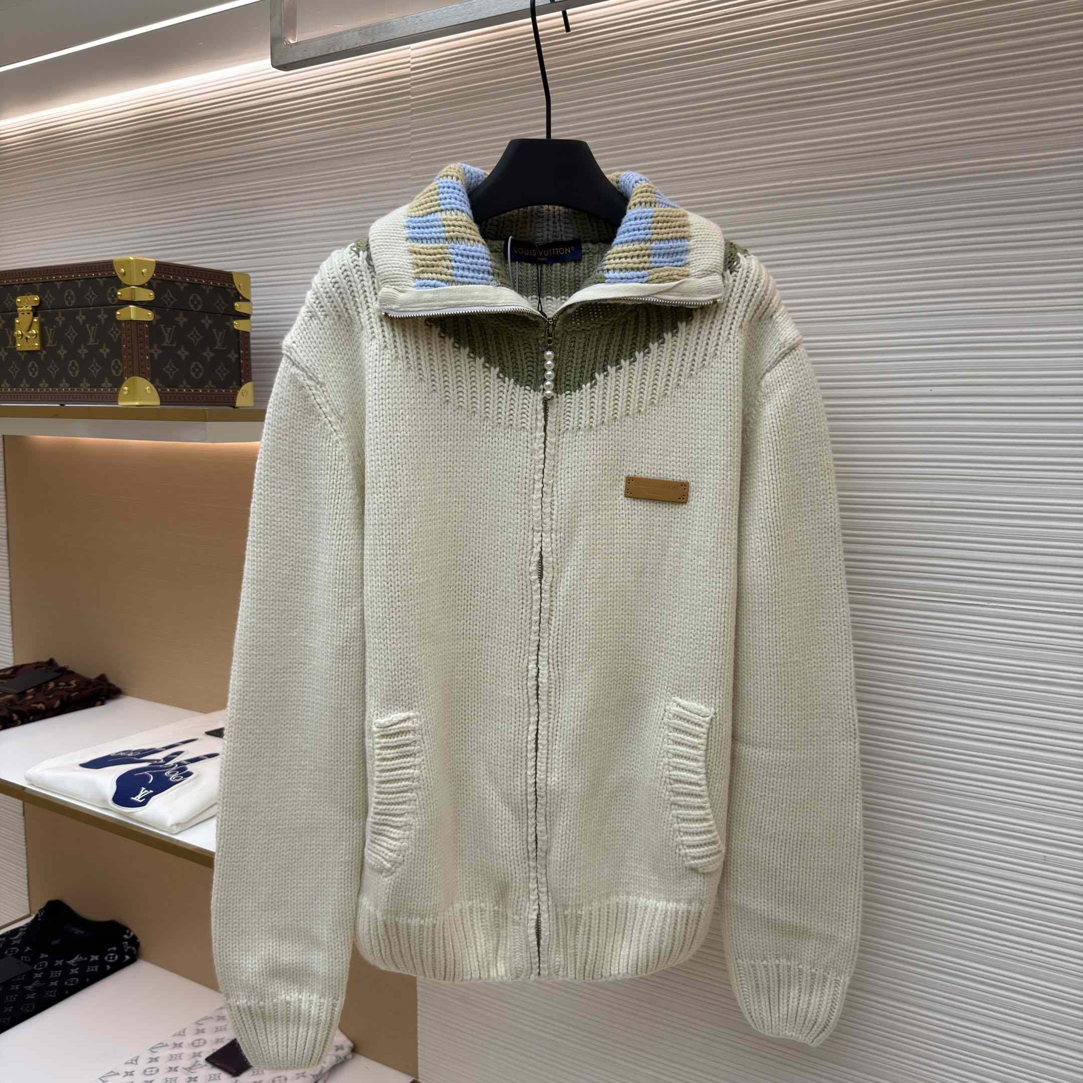 Louis Vuitton Zipped Intarsia Track Top 1AJUVN - DesignerGu