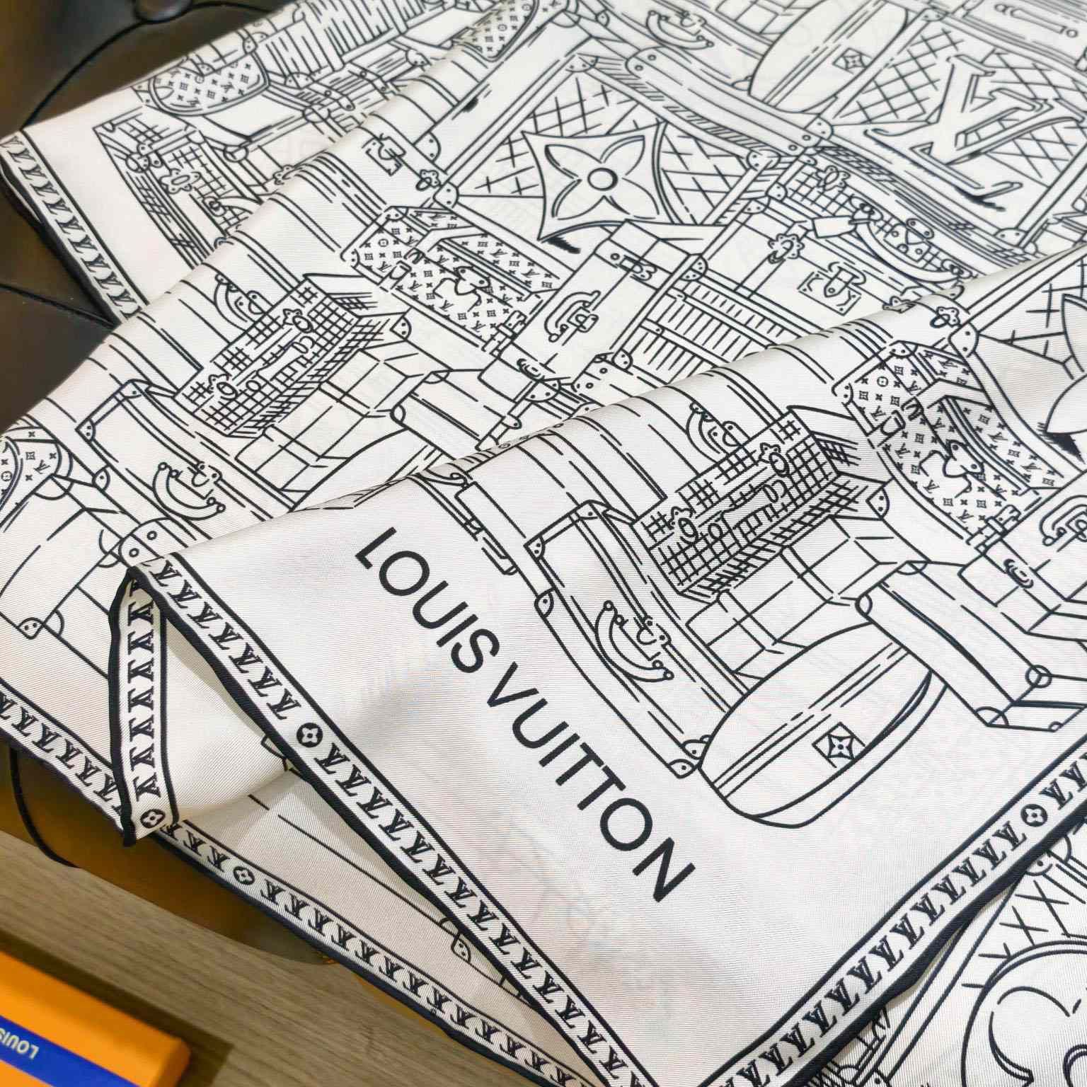Louis Vuitton My LV Luggage Square 90 M96516 - DesignerGu