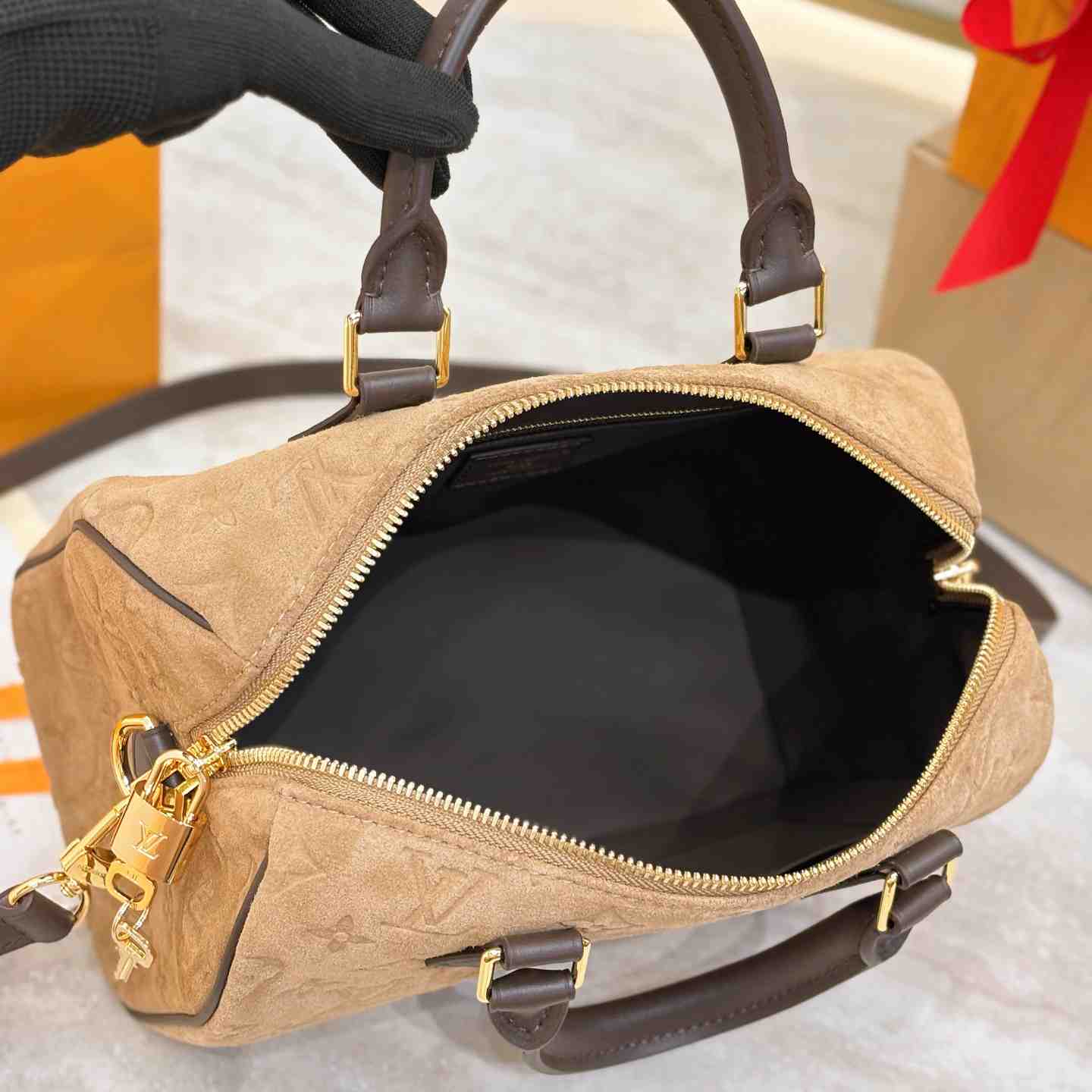 Louis Vuitton Speedy Bandoulière 25 M2A383 - DesignerGu