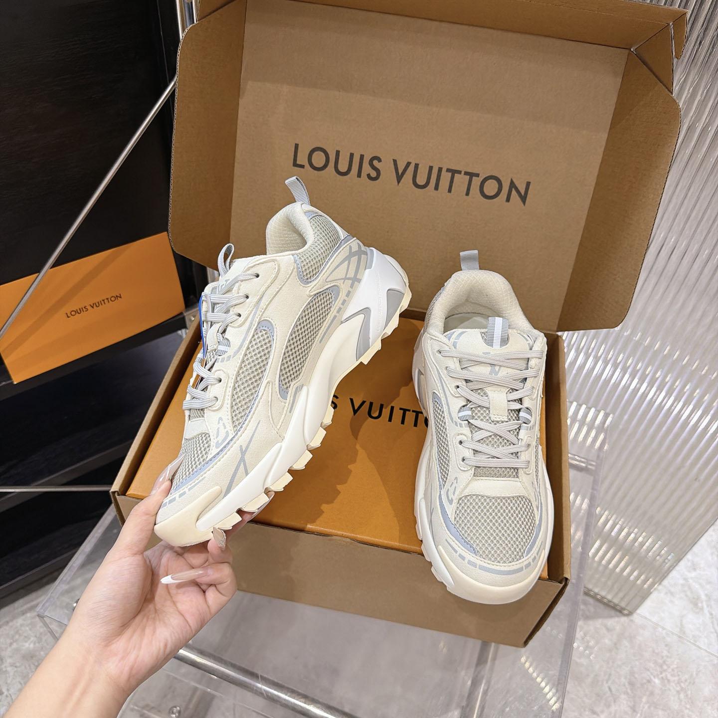 Louis Vuitton LV Tatic Runner Sneaker 1AKC33（upon uk size） - DesignerGu