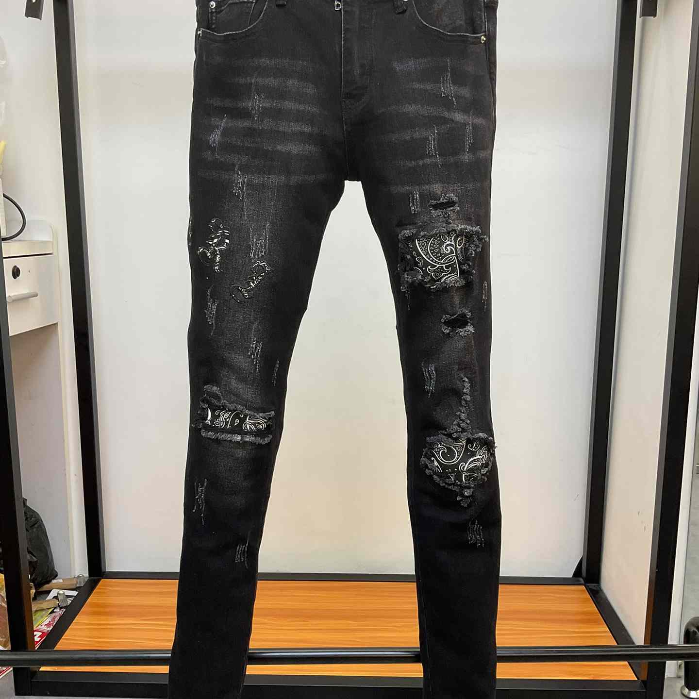 Amiri Jeans   - DesignerGu