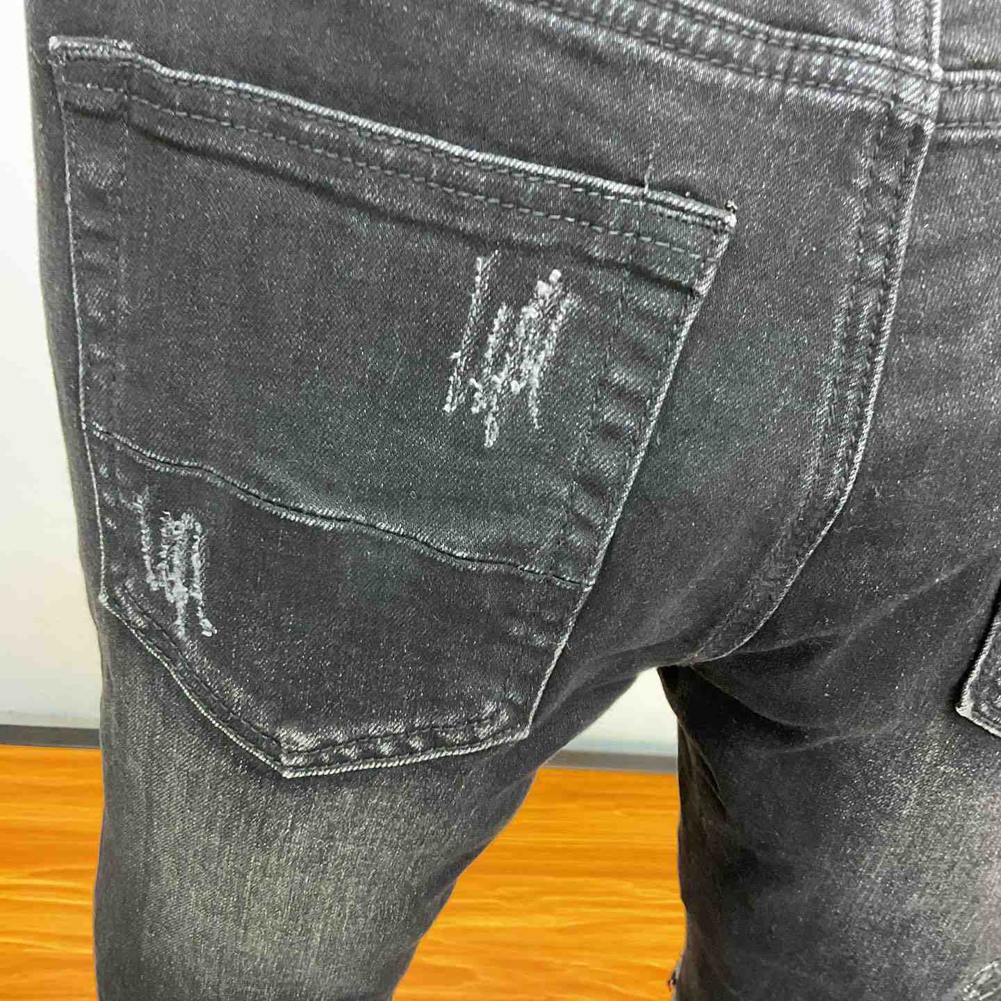 Amiri Jeans   - DesignerGu