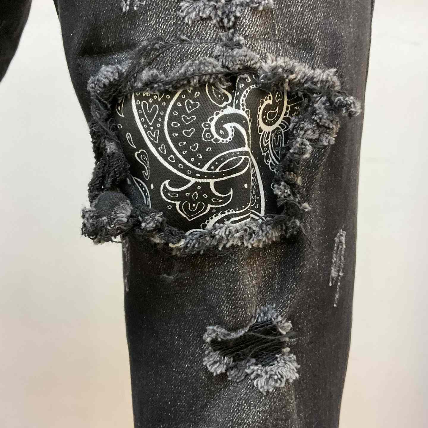 Amiri Jeans   - DesignerGu