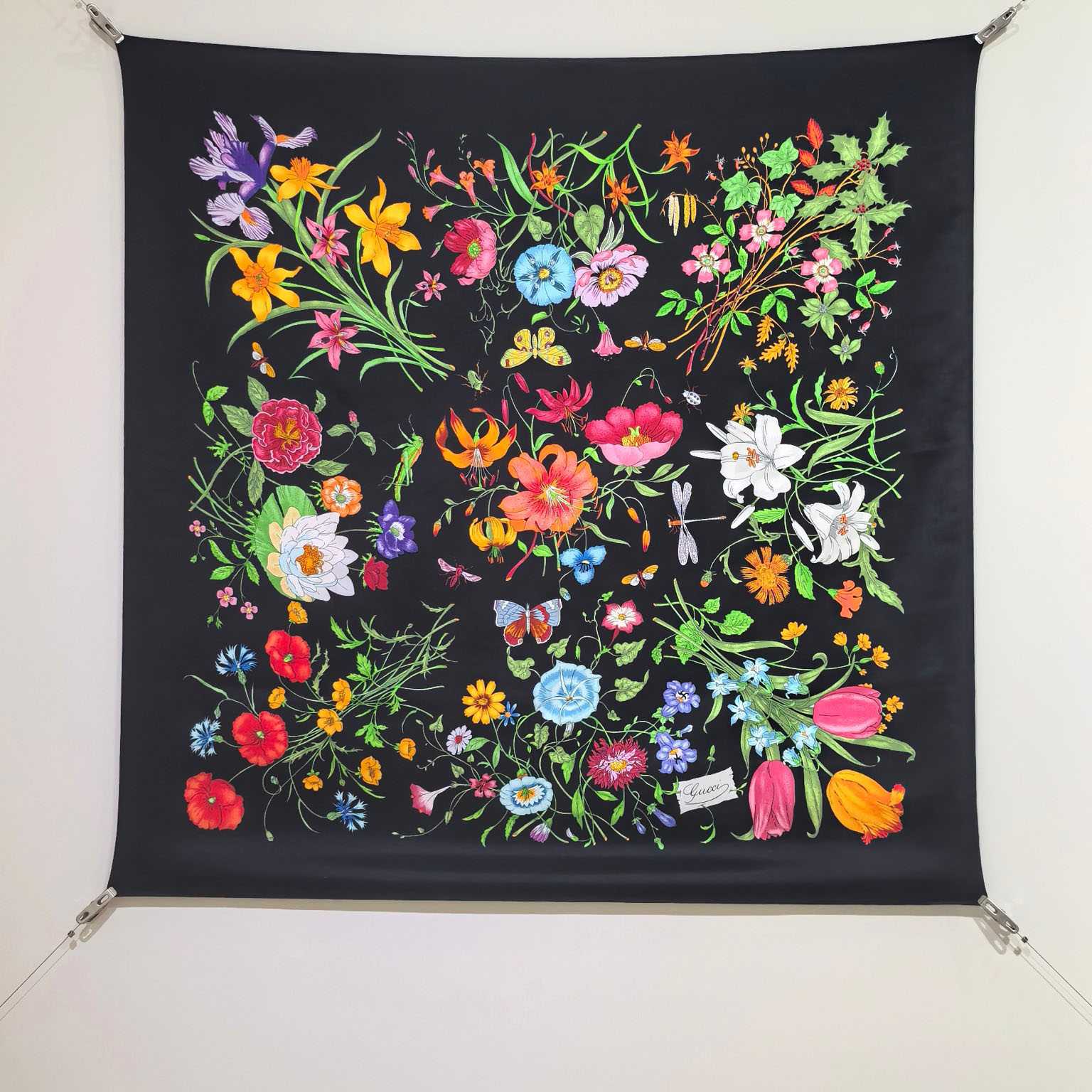 Gucci Printed Flora Silk Twill Carré - DesignerGu