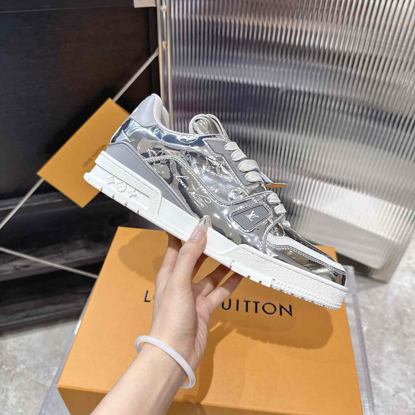 Louis Vuitton LV Trainer Sneaker 1AJCL9 (upon uk size） - DesignerGu