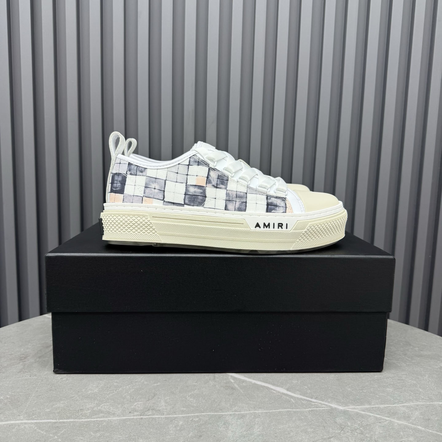 Amiri White & Gray Checkered Court Low Sneakers - DesignerGu