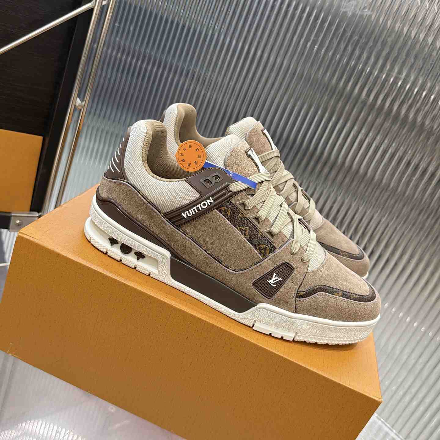 Louis Vuitton LV Trainer Sneaker 1AKB6R（upon uk size） - DesignerGu