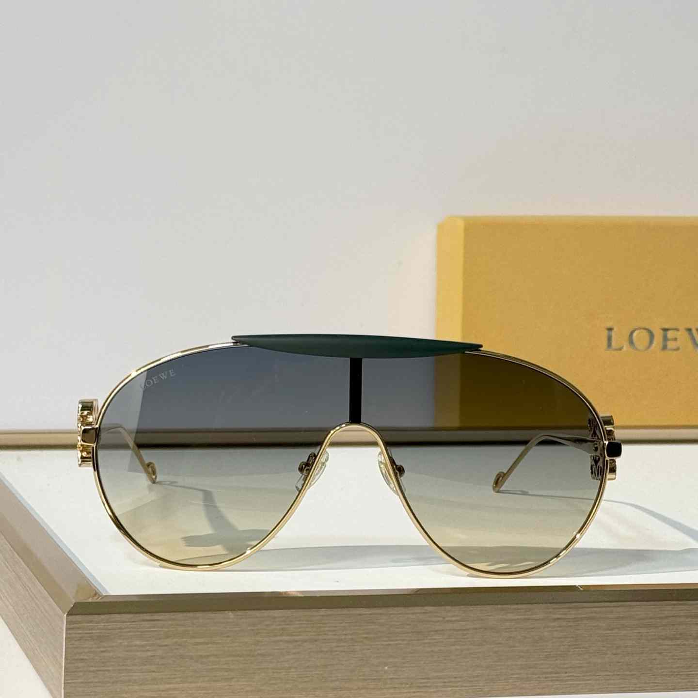 Loewe LW1746LS Sunglasses - DesignerGu