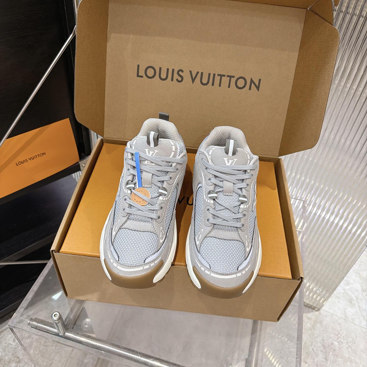 Louis Vuitton LV Tatic Runner Sneaker 1AKC53 （upon uk size） - DesignerGu