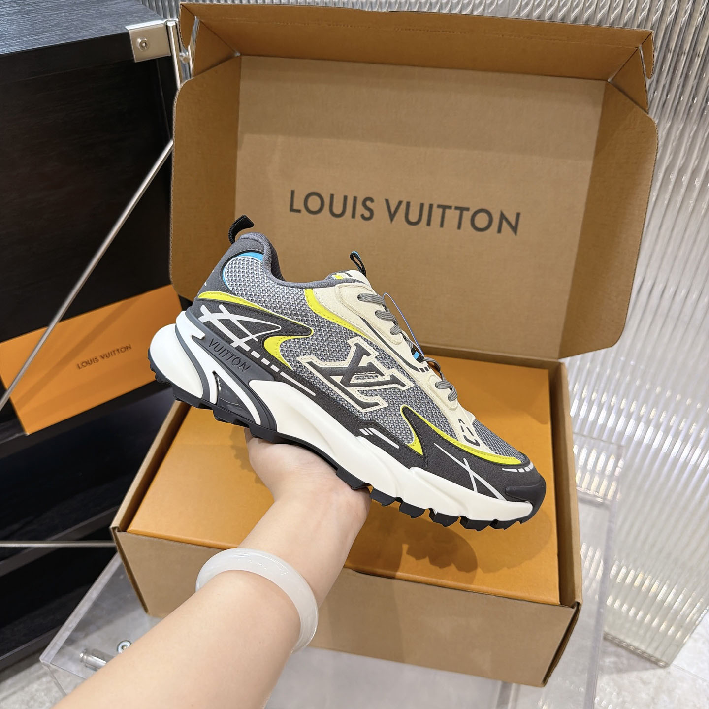 Louis Vuitton LV Tatic Runner Sneaker 1AKC43（upon uk size） - DesignerGu