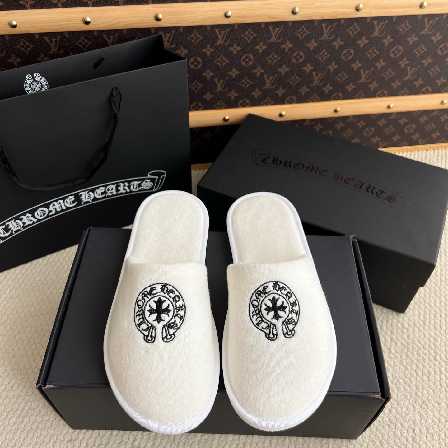 Chrome Hearts Malibu Hotel Slippers  - DesignerGu