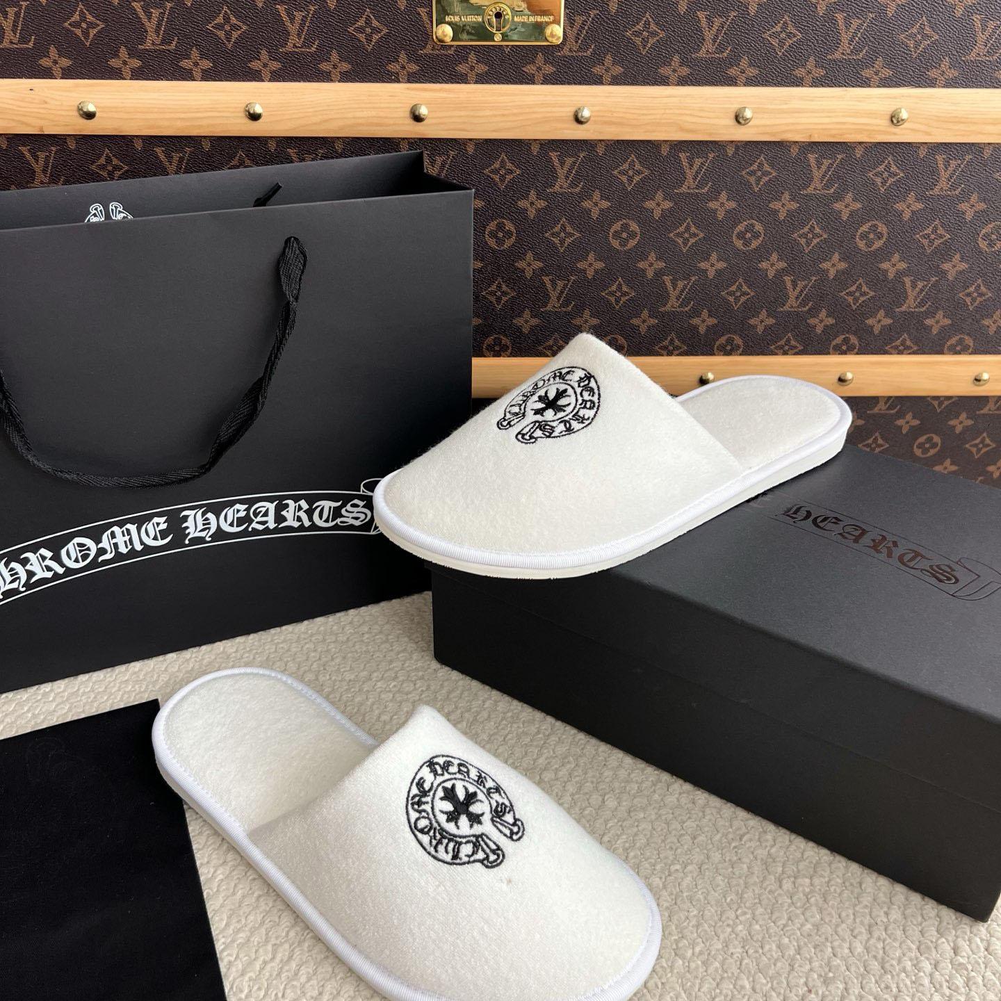 Chrome Hearts Malibu Hotel Slippers  - DesignerGu
